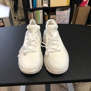 Womens White Sneakers.  Size 8.5.  NWOT